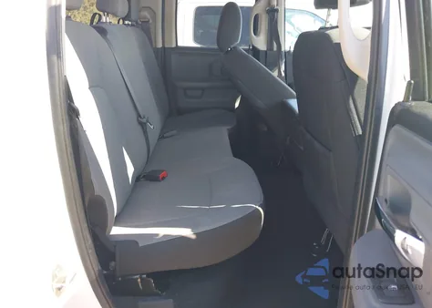 2024 Ram 1500 Classic Slt 4X2 6'4 Box from USA, damaged, VIN 1C6RR6GG6RS137410